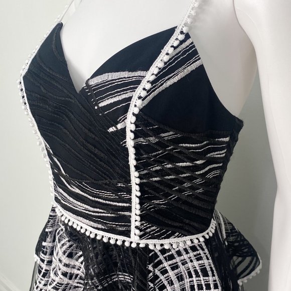 Love By Theia Tiered Mini Cocktail Dress Layered Black and White Print Size 4 - Picture 5 of 16